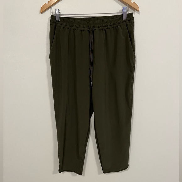 Lululemon Keep It Classic Crop *23" Dark Olive 8 - Picture 7 of 16